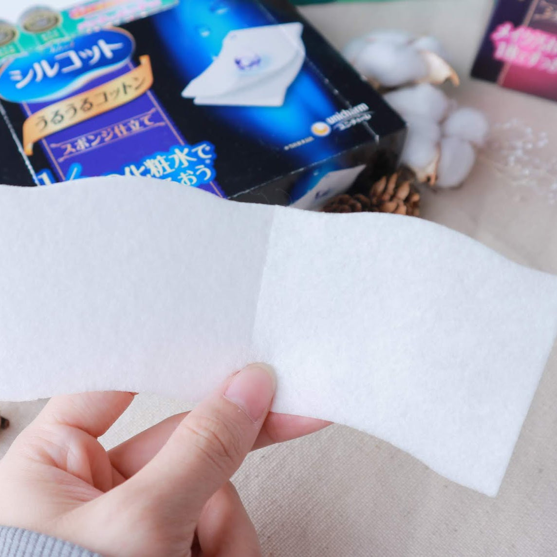 Silcot Sponge Touch Moisturizing Cotton Pad 40 Pads at Embé Skin Korean and Japanese Beauty Skincare
